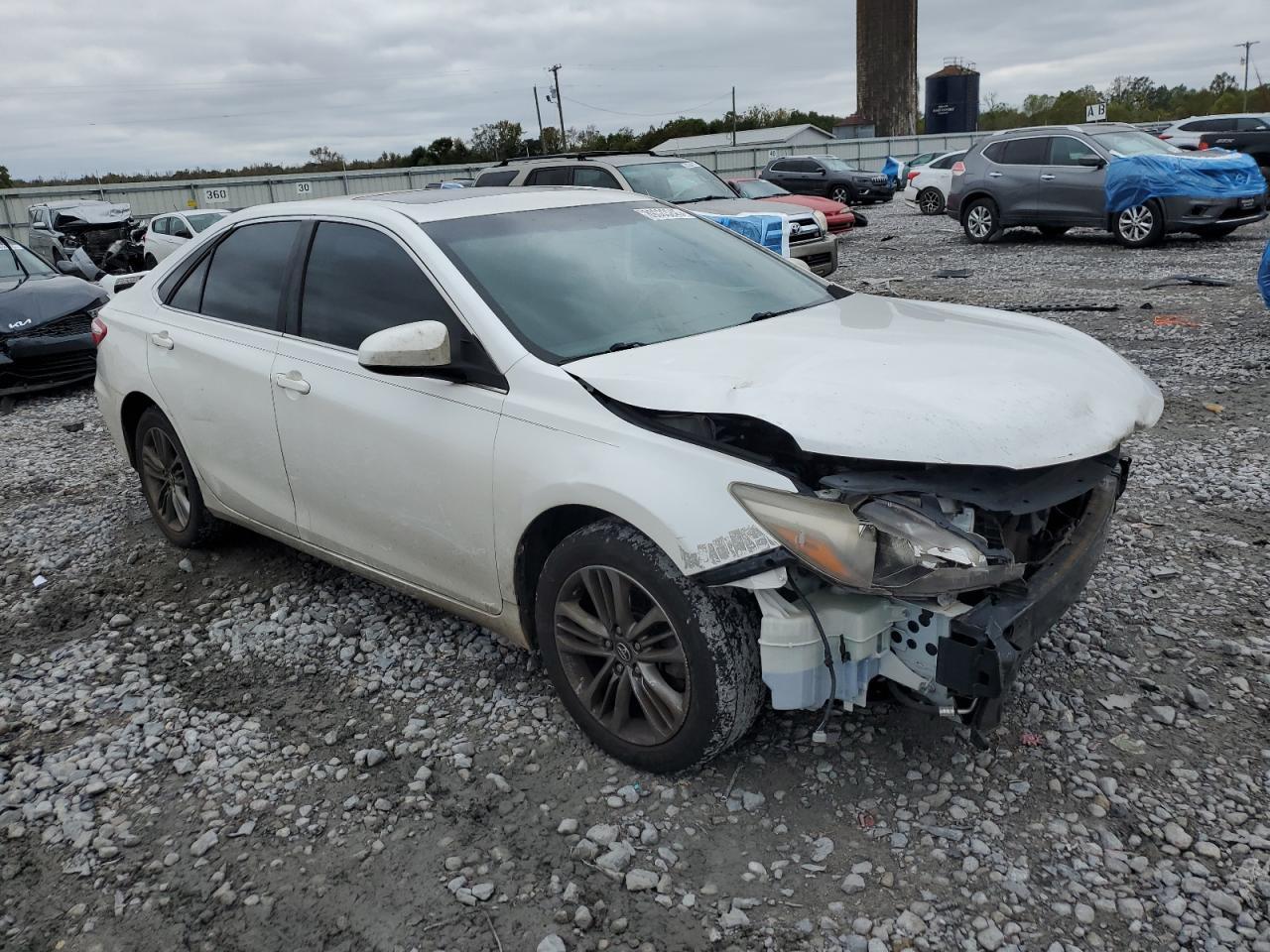 2017 Toyota Camry Le - Фото 4
