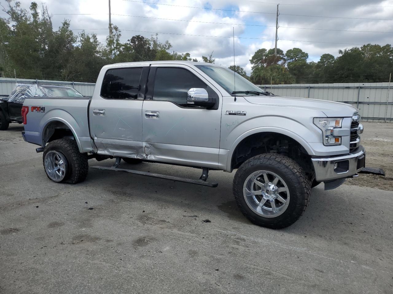 2016 Ford F150 Supercrew - Image 4