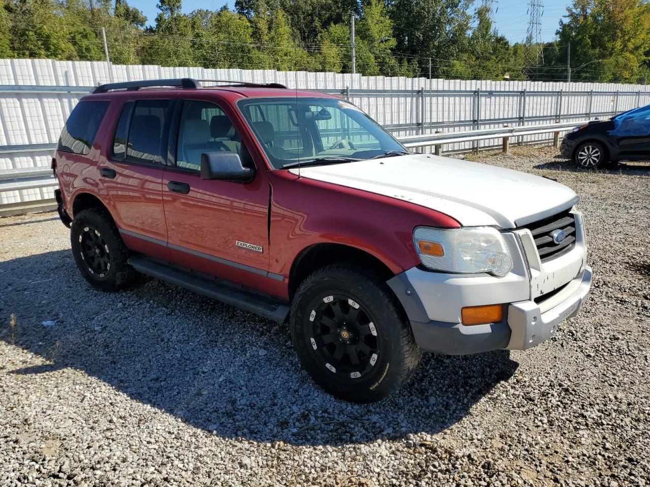 2006 Ford Explorer Xls - Image 4