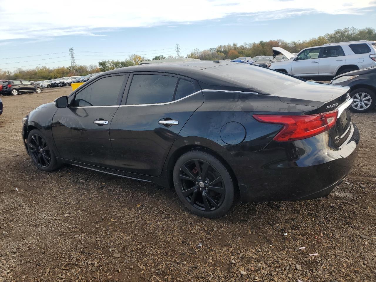 2017 Nissan Maxima - Фото 2