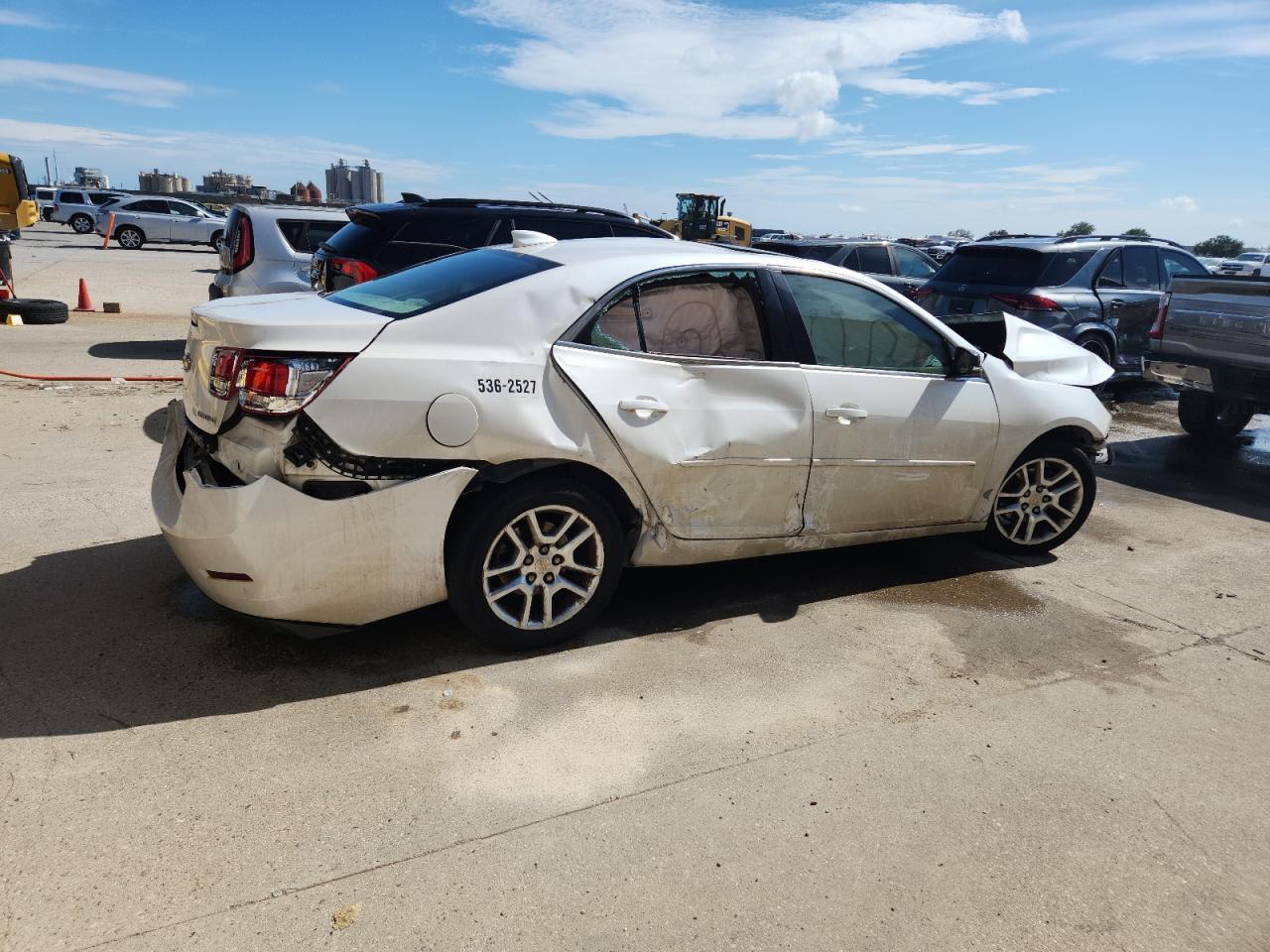 2016 Chevrolet Malibu Limited Lt - Image 3