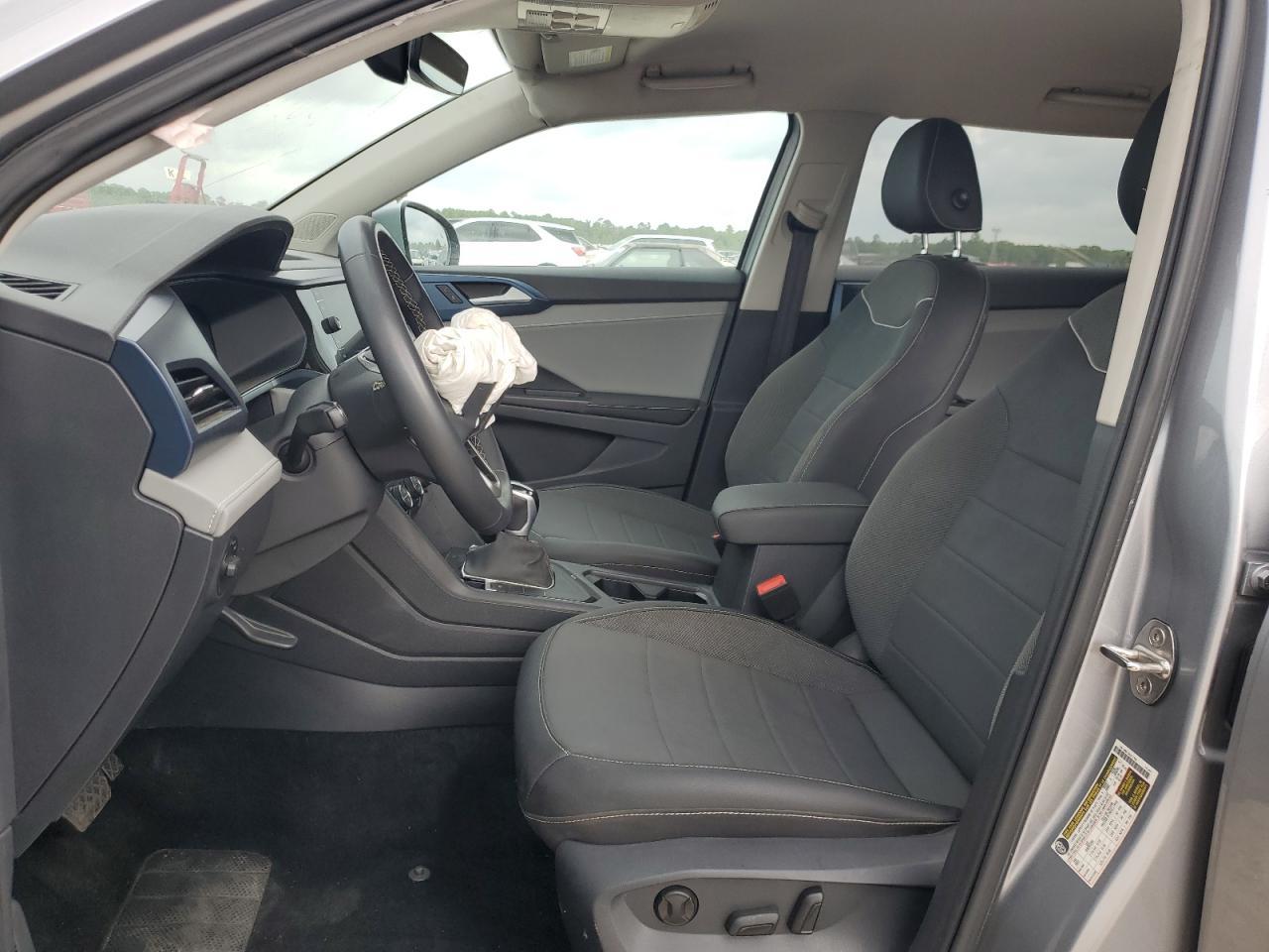 2024 Volkswagen Taos Se - Image 7