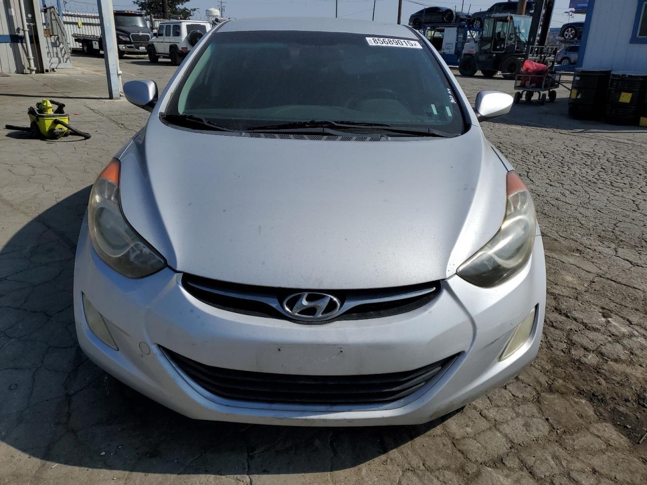 2013 Hyundai Elantra Gls - Image 5