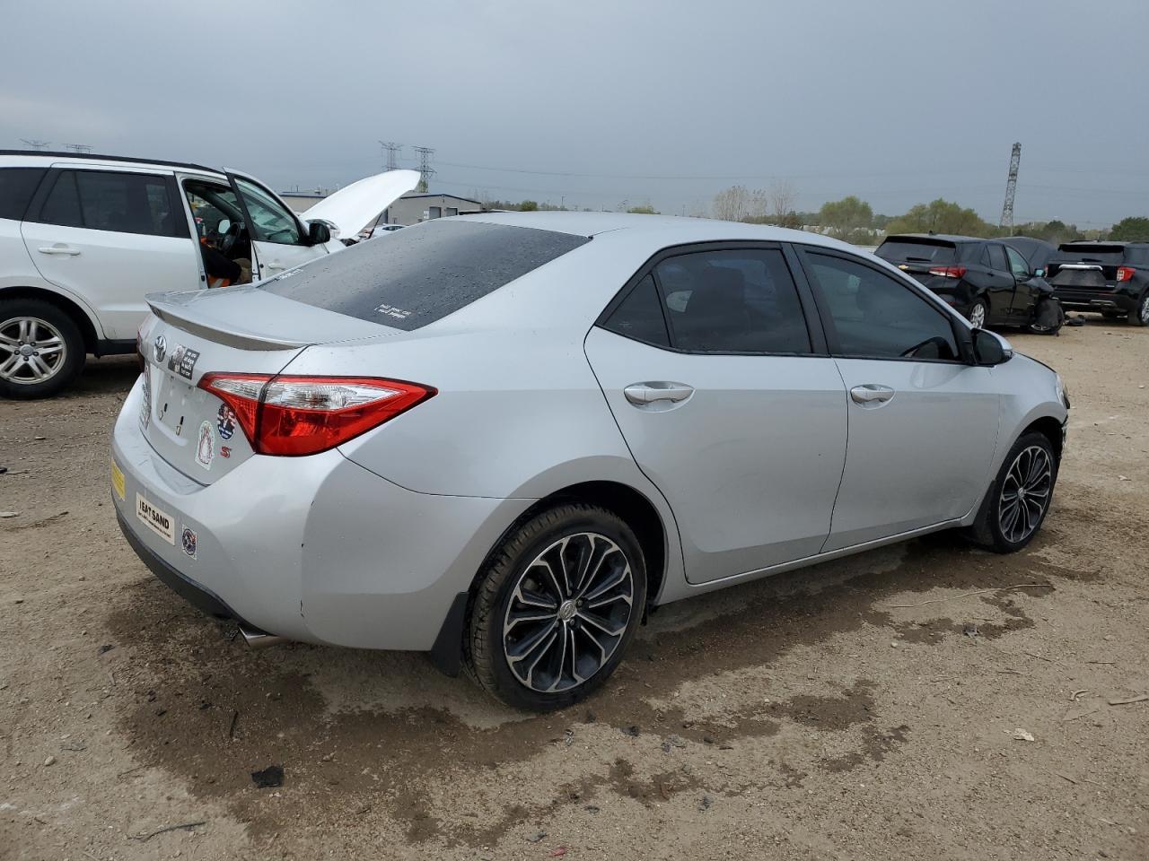 2015 Toyota Corolla L - Фото 3