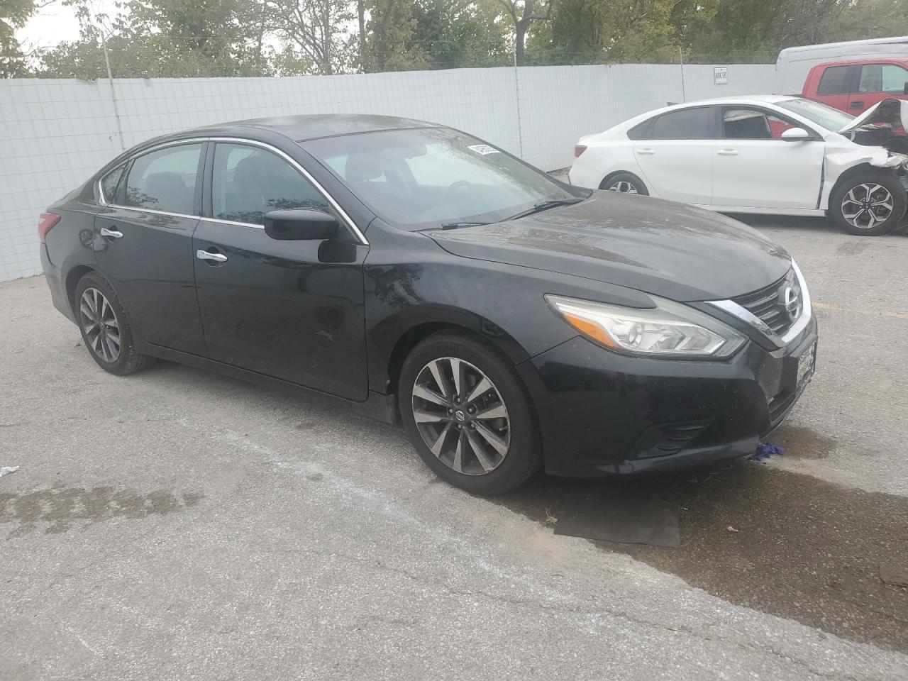 2017 Nissan Altima 2.5 - Фото 4