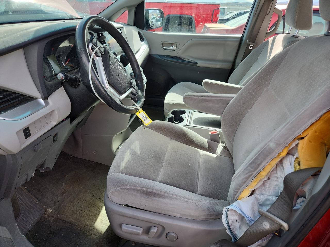 2015 Toyota Sienna Le - Фото 7