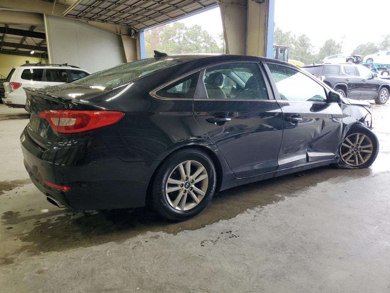 2017 Hyundai Sonata Se - Image 3