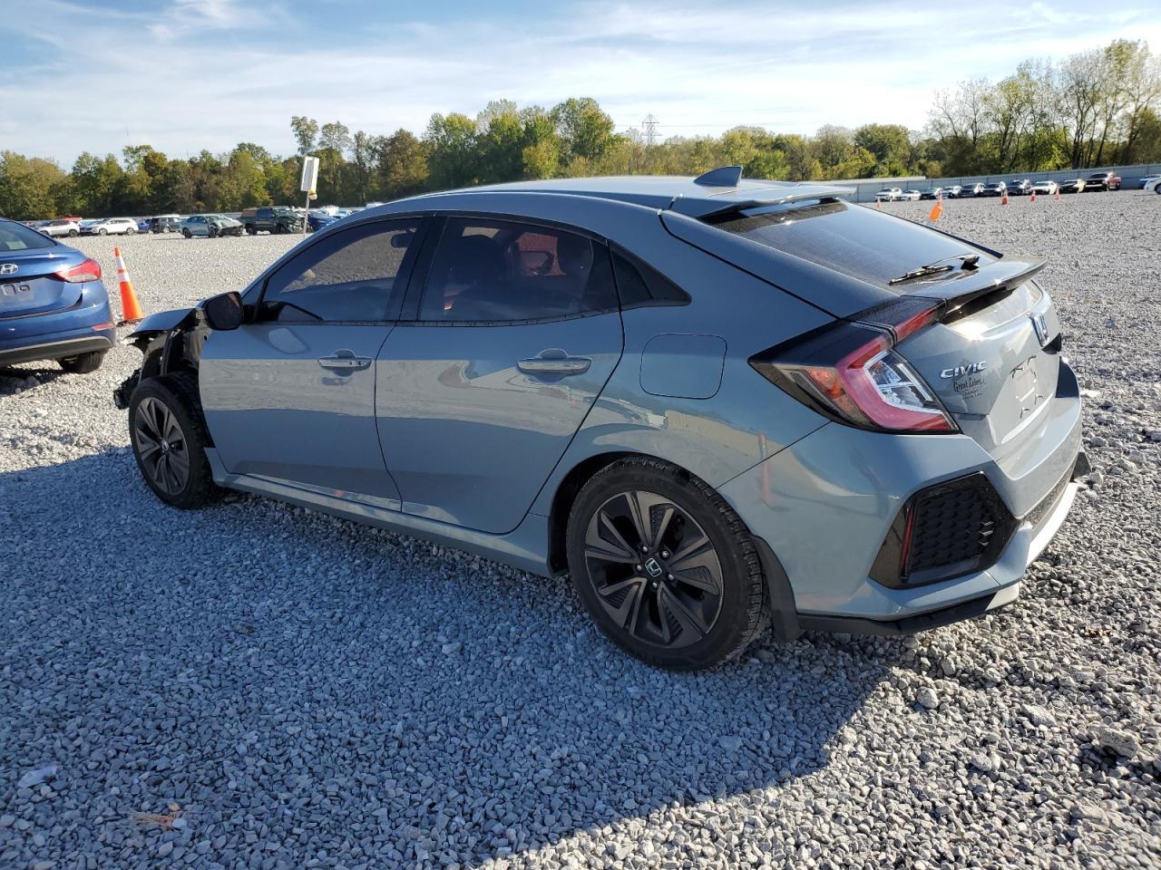 2017 Honda Civic Ex - Image 2