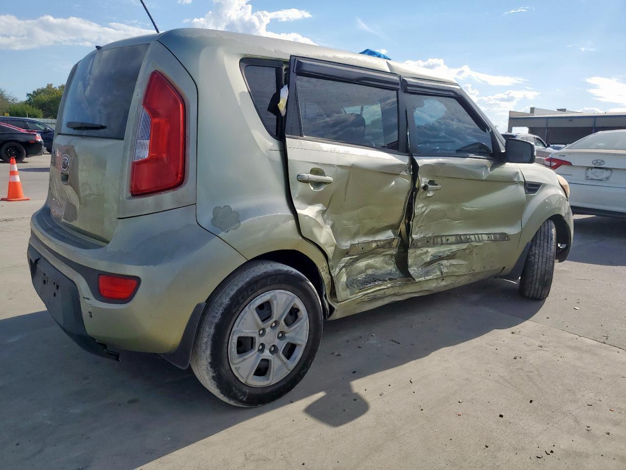 2012 Kia Soul + - Image 3