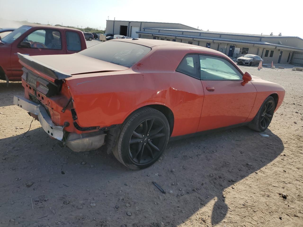 2018 Dodge Challenger Sxt - Фото 3
