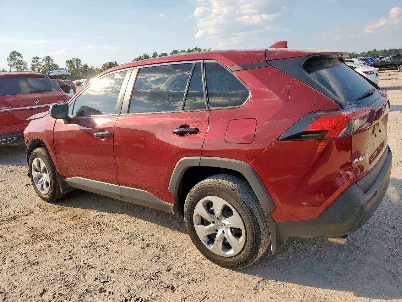 2022 Toyota Rav4 Le - Фото 2