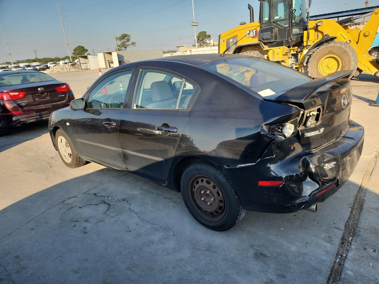 2007 Mazda 3 I - Фото 2