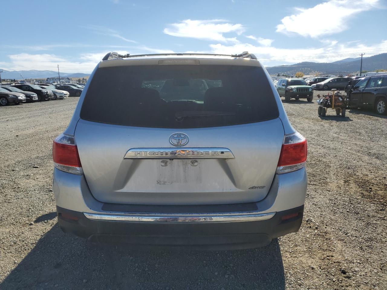 2012 Toyota Highlander Base - Фото 6