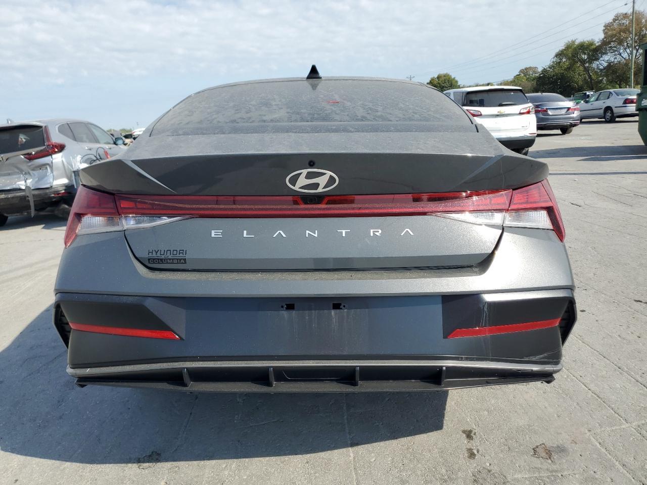 2024 Hyundai Elantra Sel - Image 6