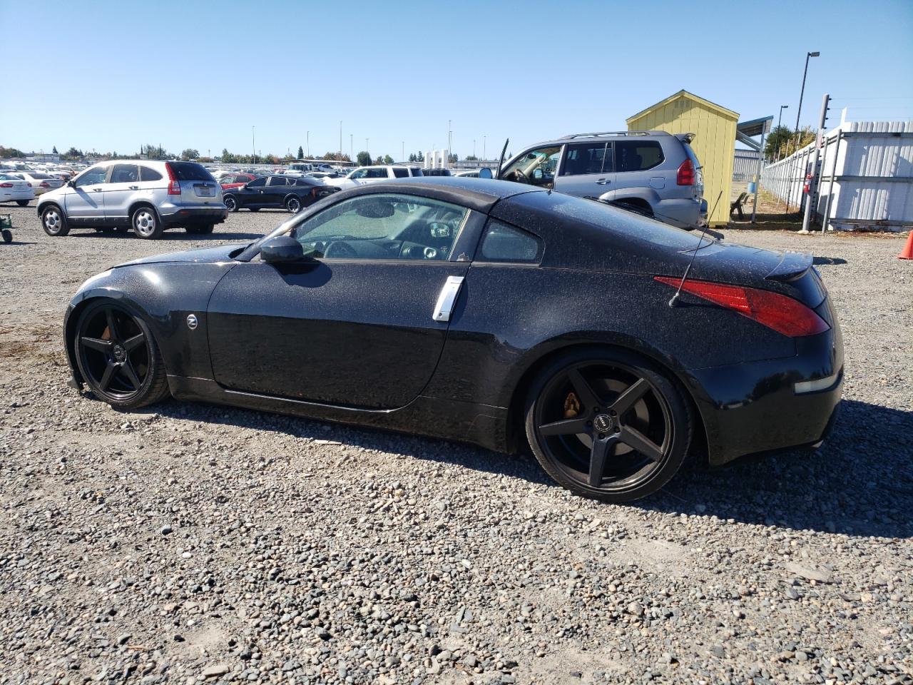2003 Nissan 350Z Coupe - Image 2