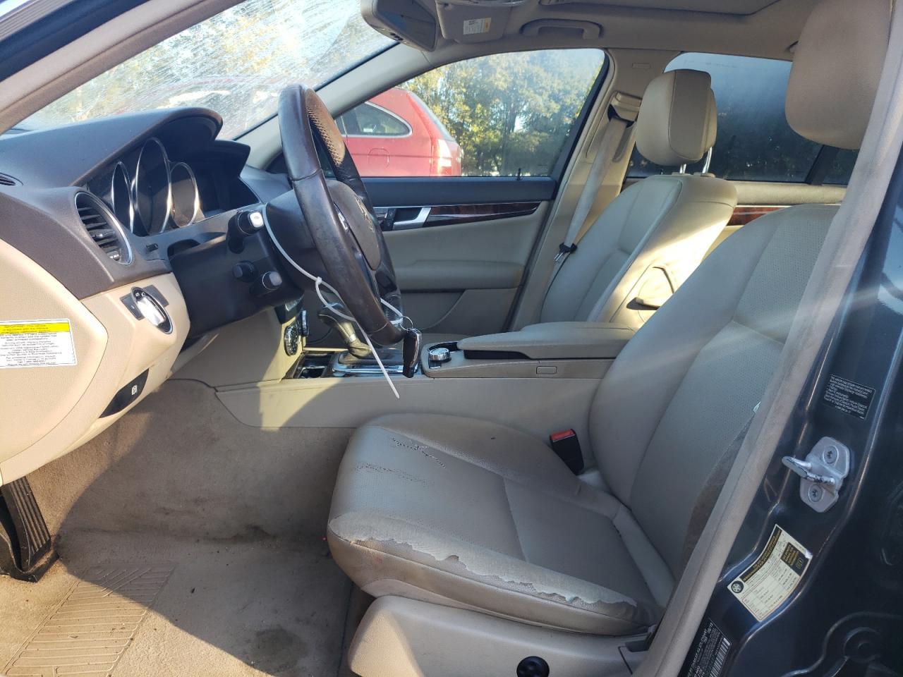 2013 Mercedes-Benz C 250 - Image 7