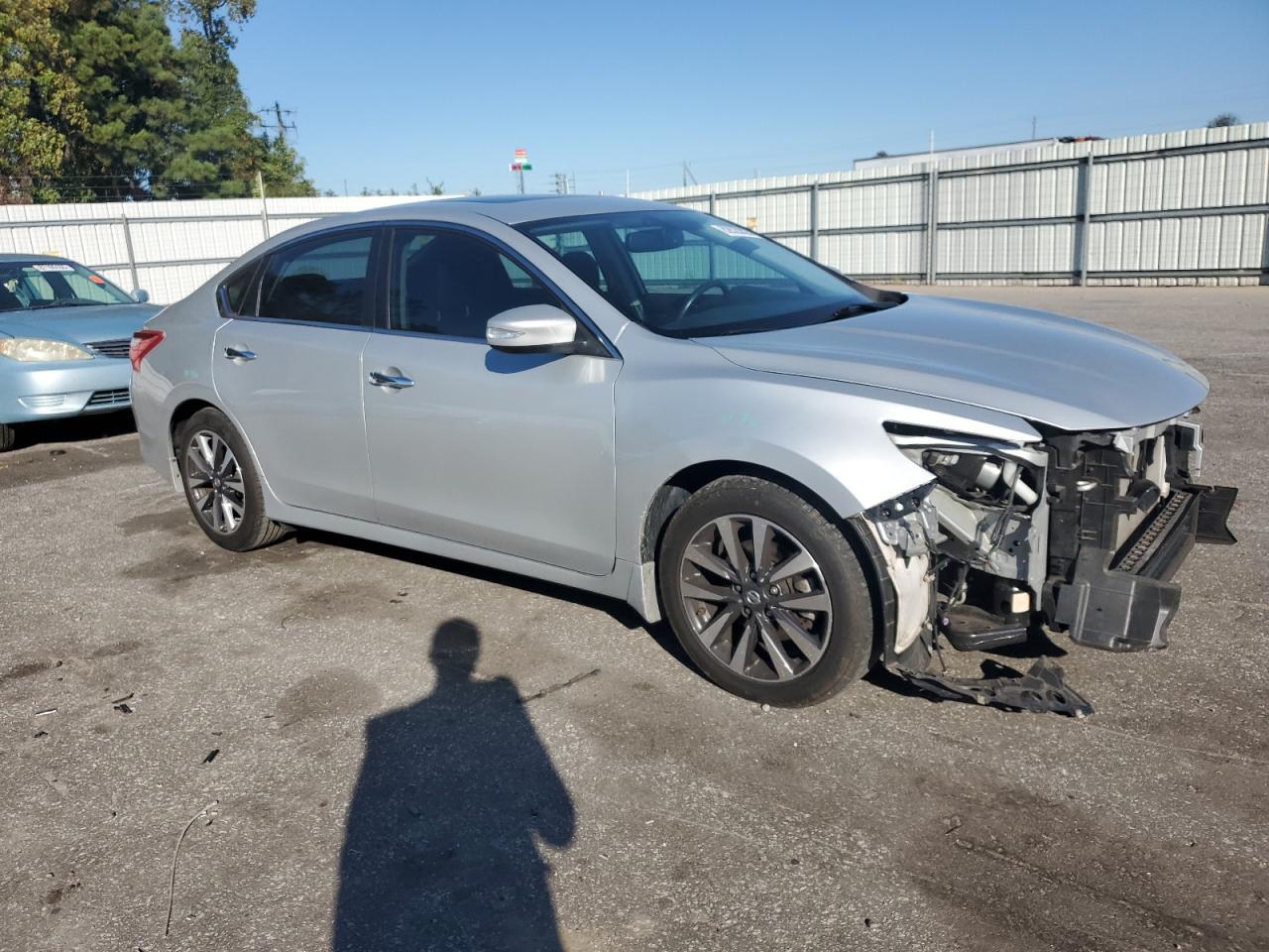 2017 Nissan Altima 2.5 - Фото 4