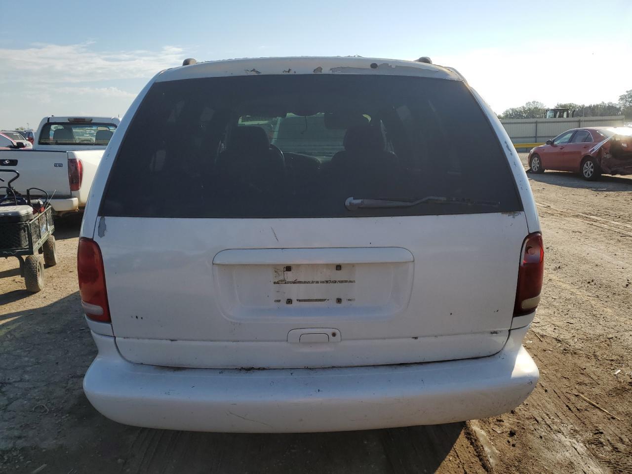 1998 Chrysler Town & Country Lxi - Фото 6