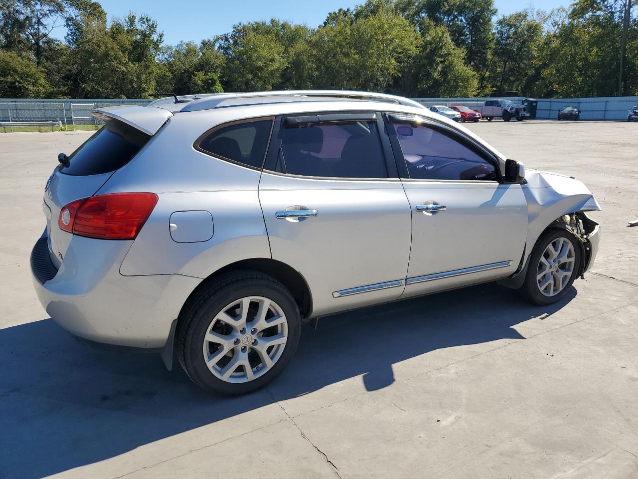 2012 Nissan Rogue S - Image 3