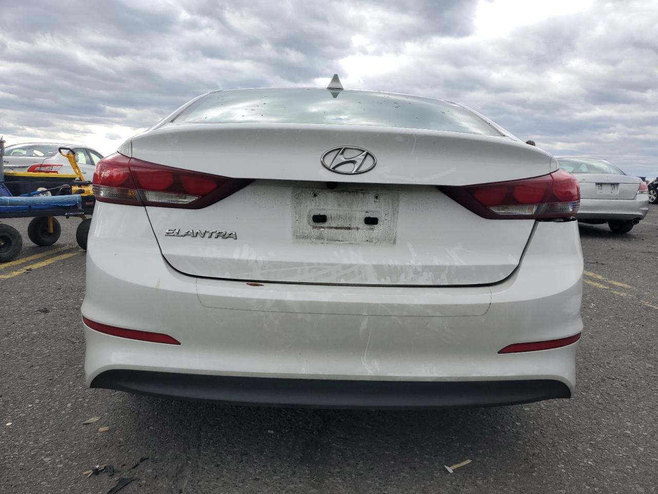 2017 Hyundai Elantra Se - Фото 6