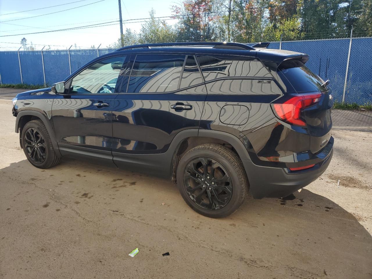 2021 GMC Terrain Sle - Image 2