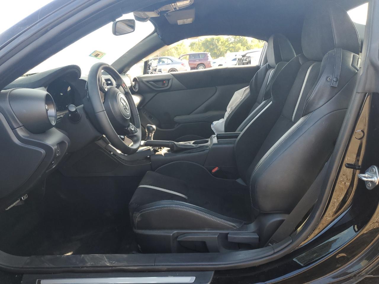 2025 Toyota Gr 86 Premium - Фото 7