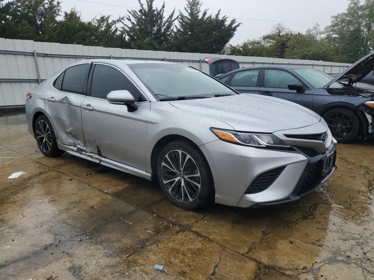 2018 Toyota Camry L - Image 4