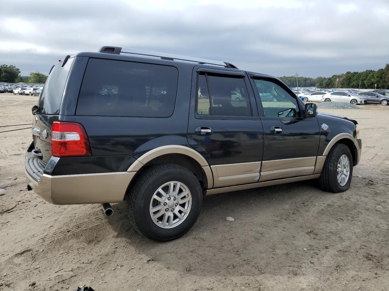 2013 Ford Expedition Xlt - Фото 3