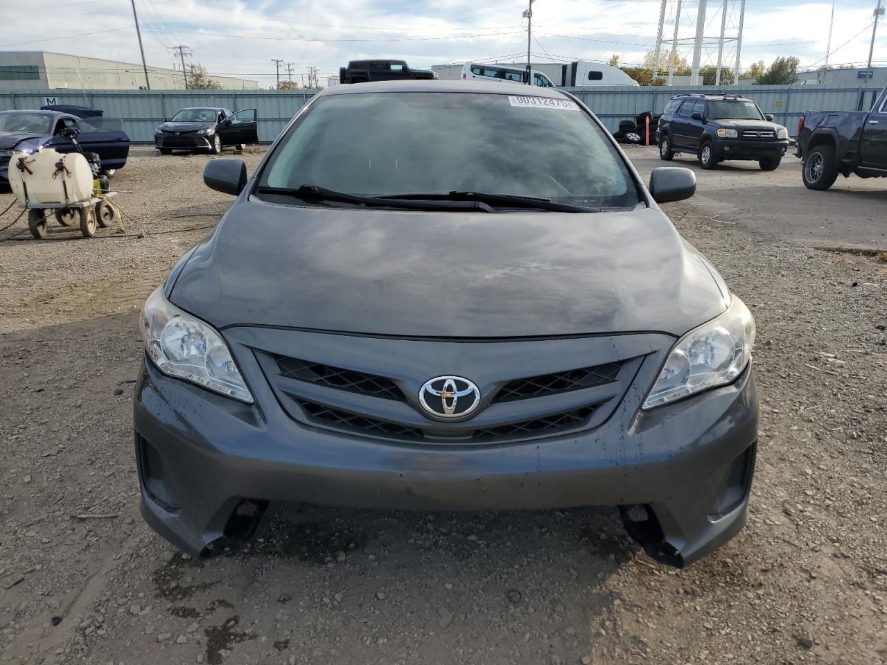 2011 Toyota Corolla Le - Фото 5