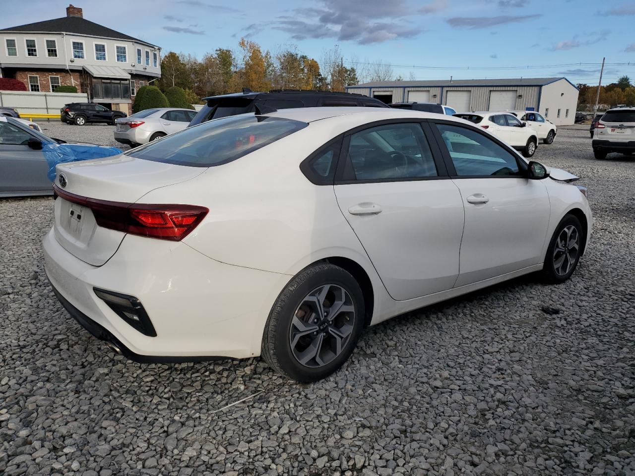 2021 Kia Forte Fe - Фото 3