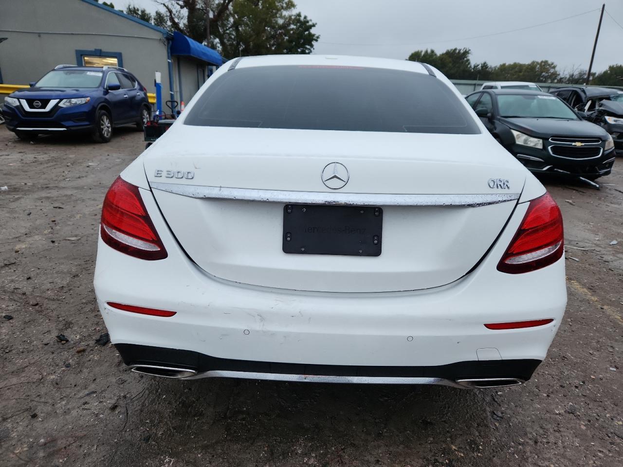 2017 Mercedes-Benz E 300 - Фото 6