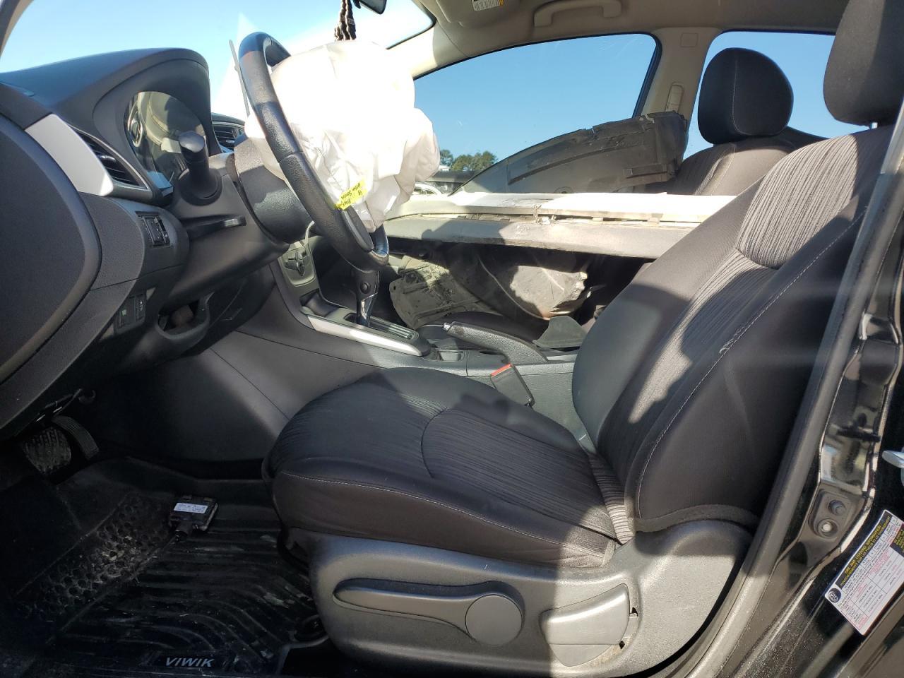 2019 Nissan Sentra S - Фото 7