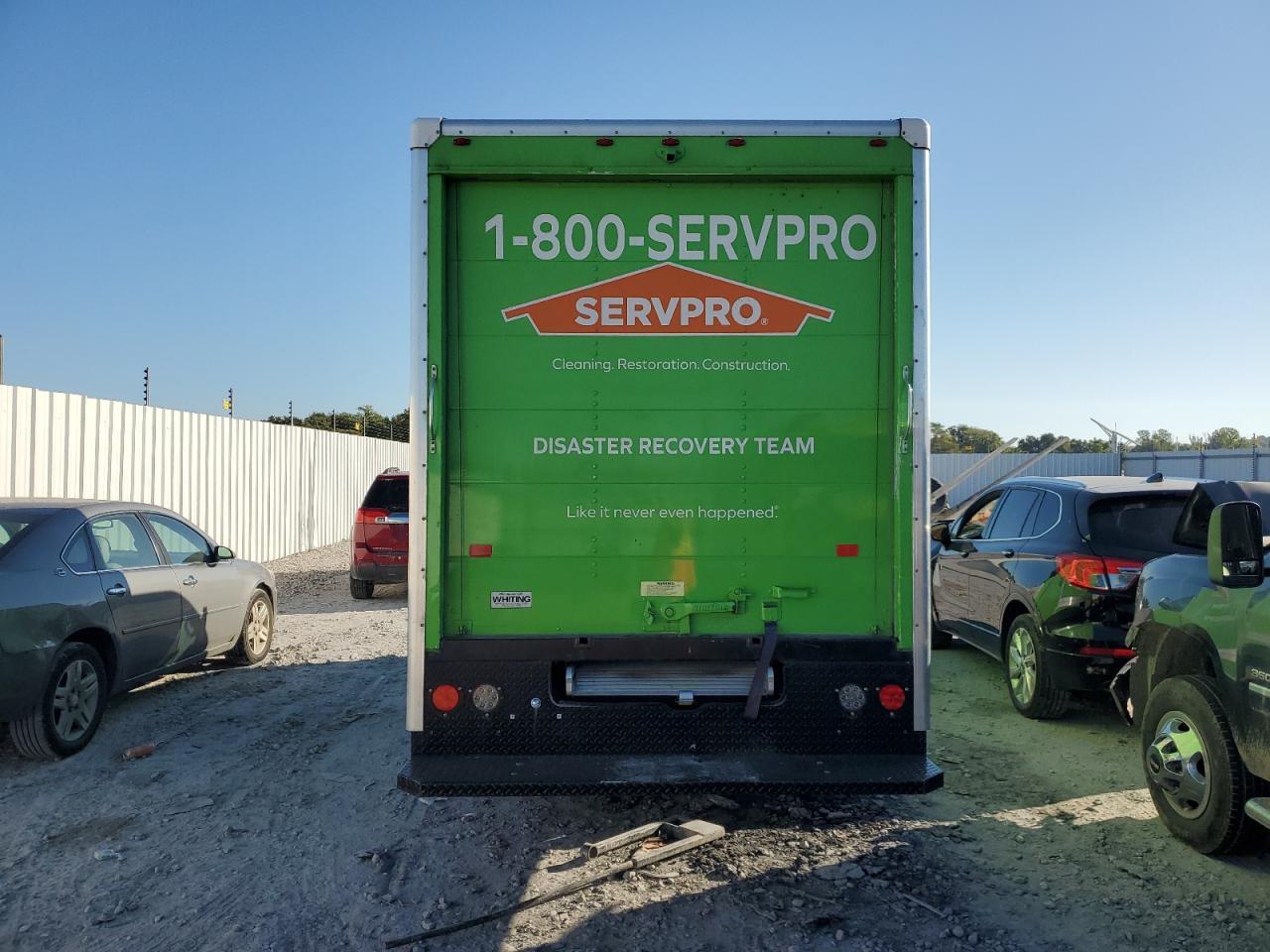 2023 Chevrolet Express G3500 - Фото 6