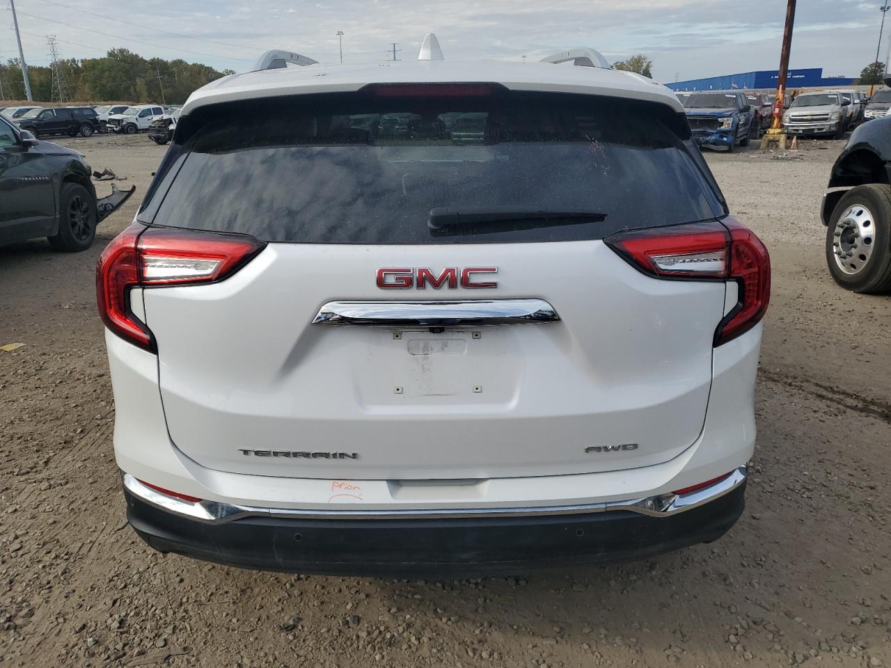 2023 GMC Terrain Slt - Фото 6