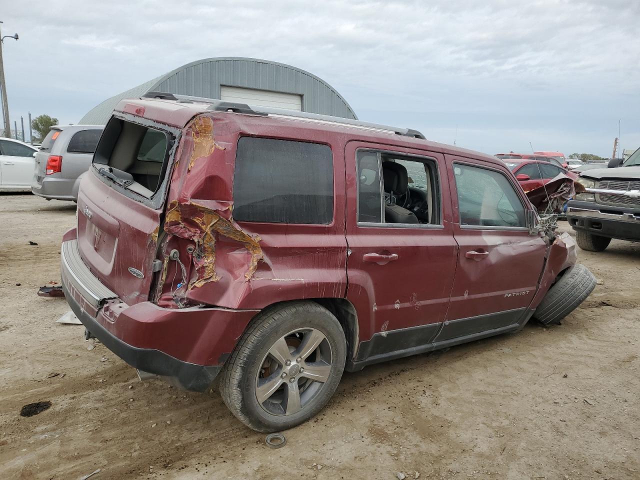 2016 Jeep Patriot Latitude - Image 3