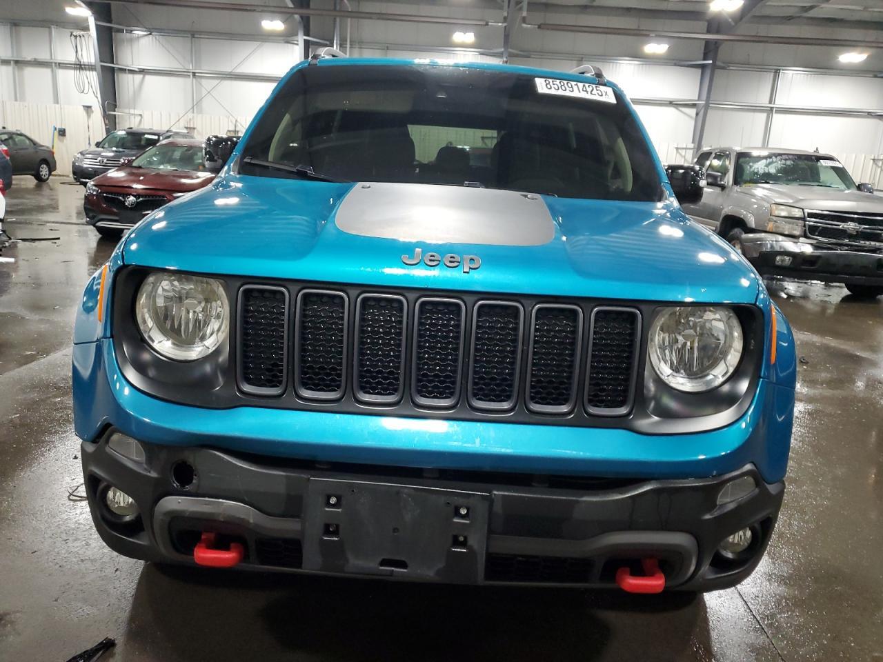 2022 Jeep Renegade Trailhawk - Image 5