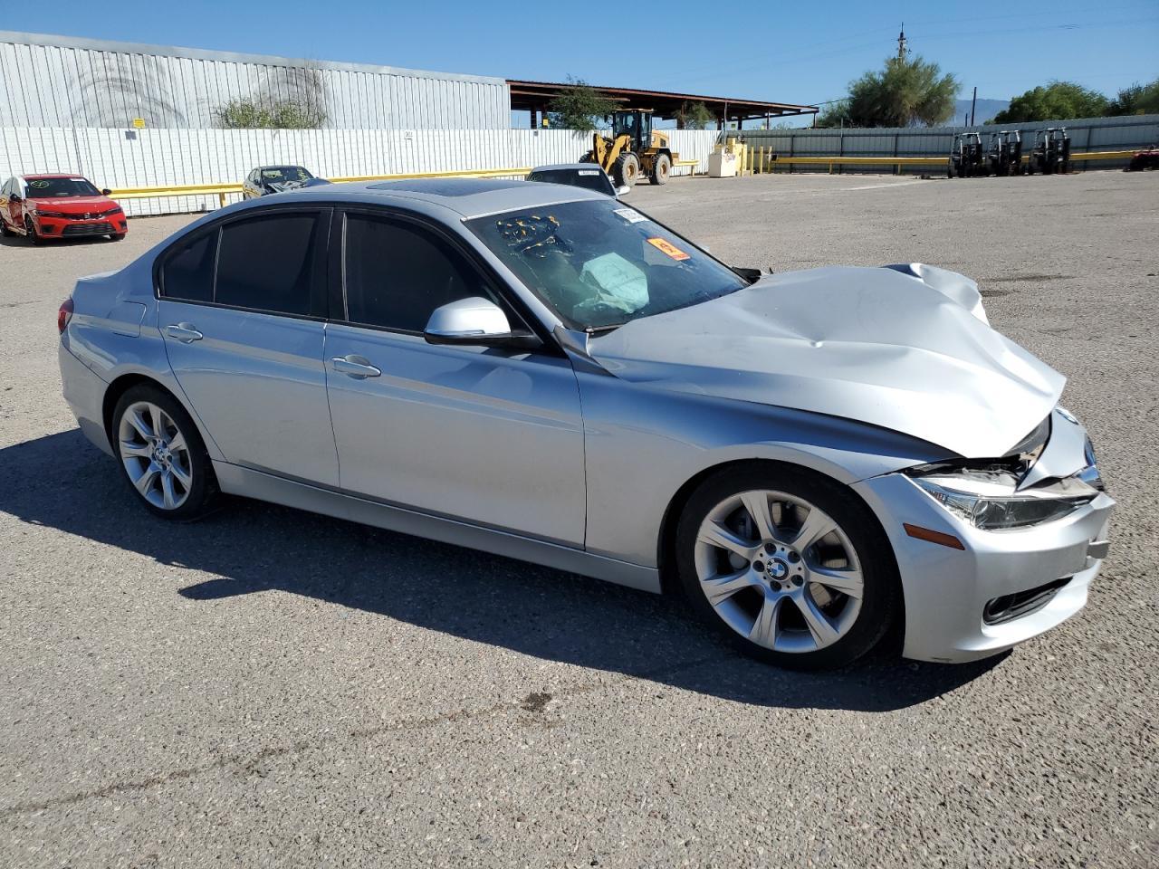 2013 BMW 335 I - Фото 4
