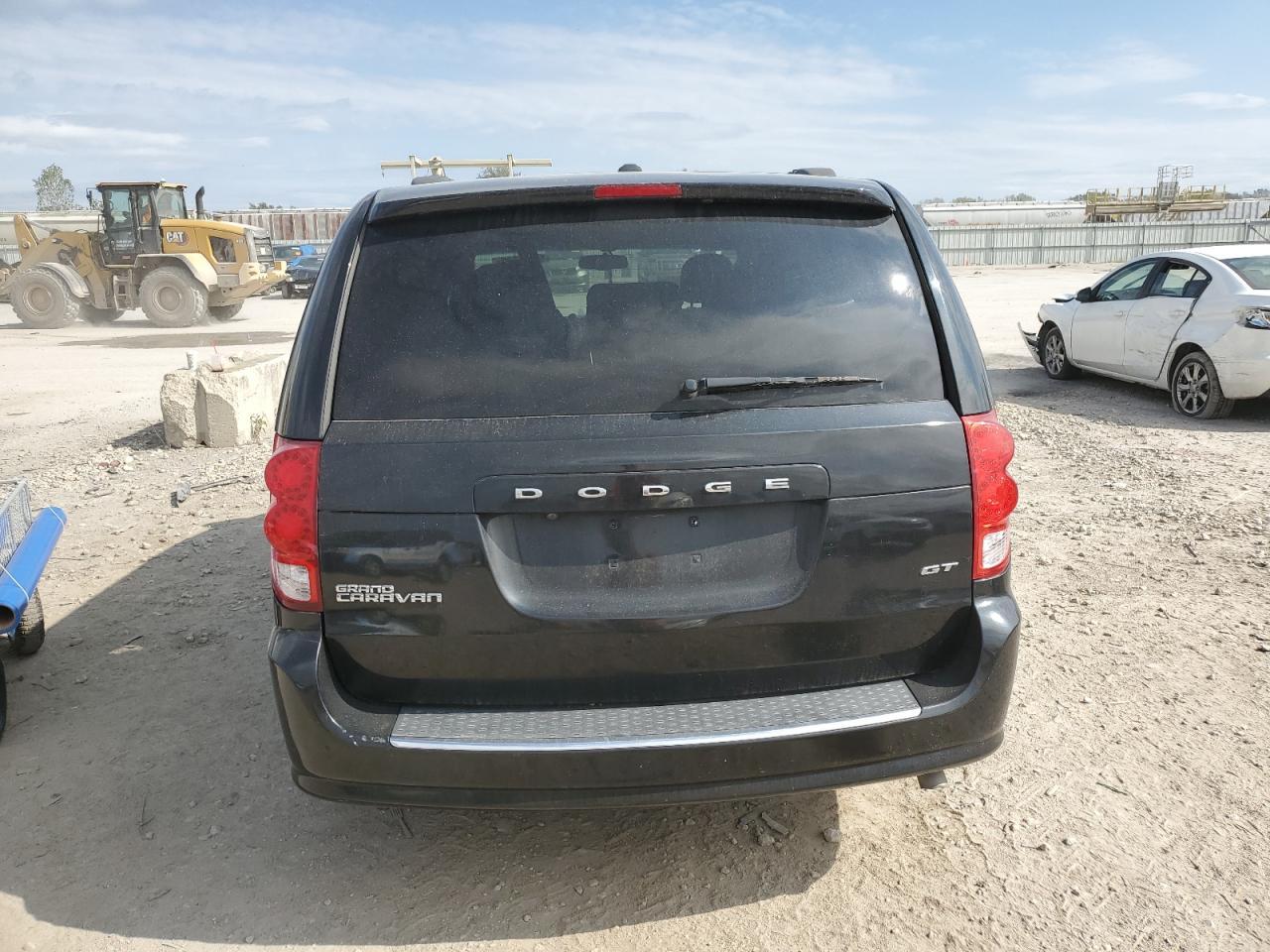 2017 Dodge Grand Caravan Gt - Image 6