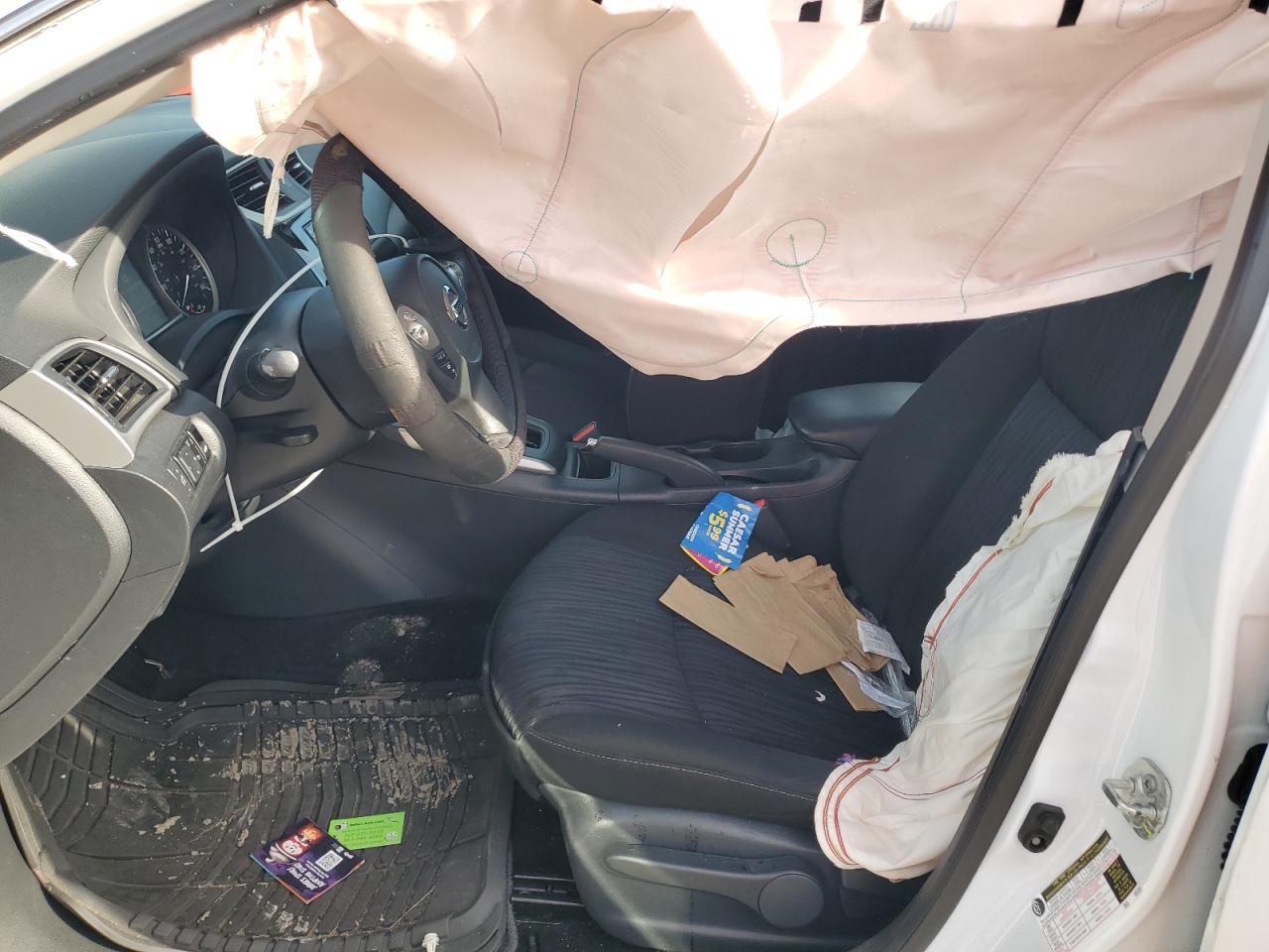 2019 Nissan Sentra S - Фото 7