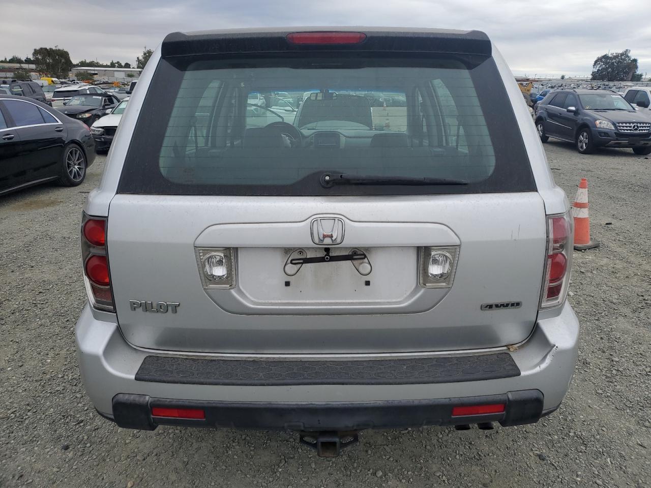 2007 Honda Pilot Lx - Image 6