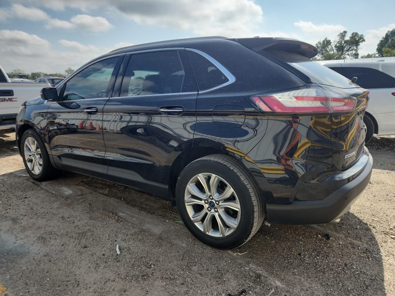 2019 Ford Edge Titanium - Фото 2
