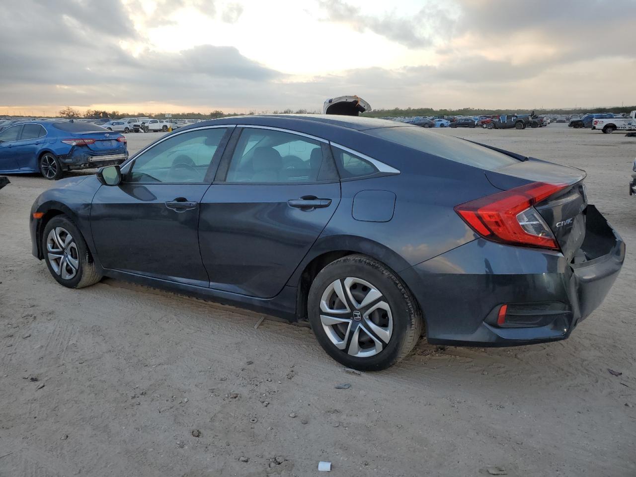 2016 Honda Civic Lx - Фото 2