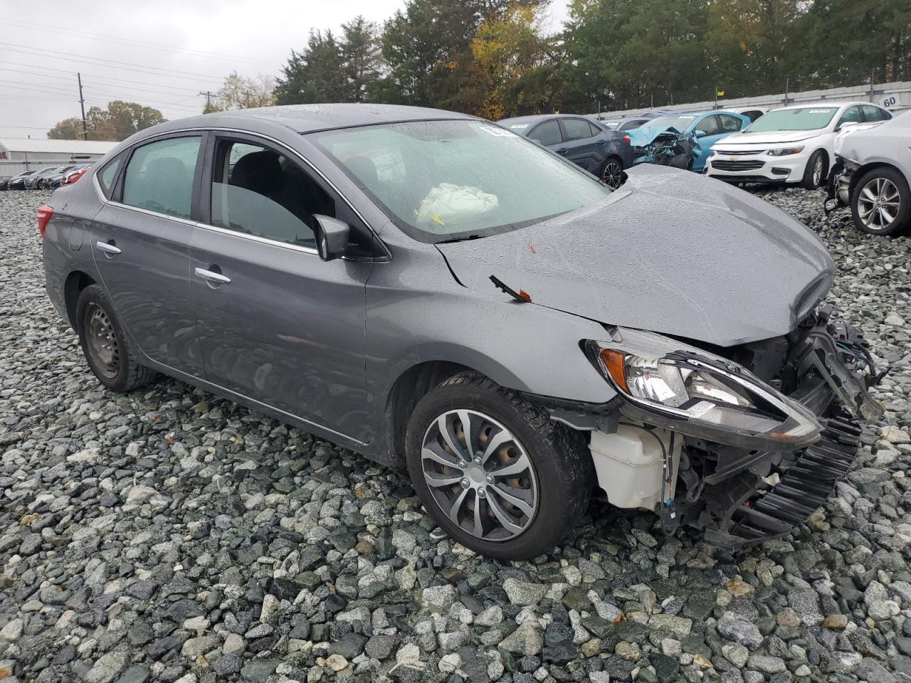 2019 Nissan Sentra S - Фото 4