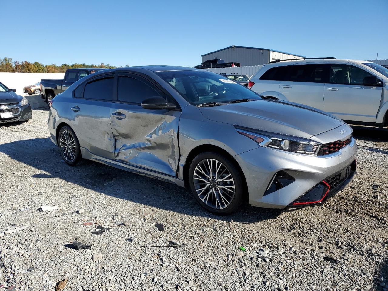 2023 Kia Forte Gt Line - Фото 4