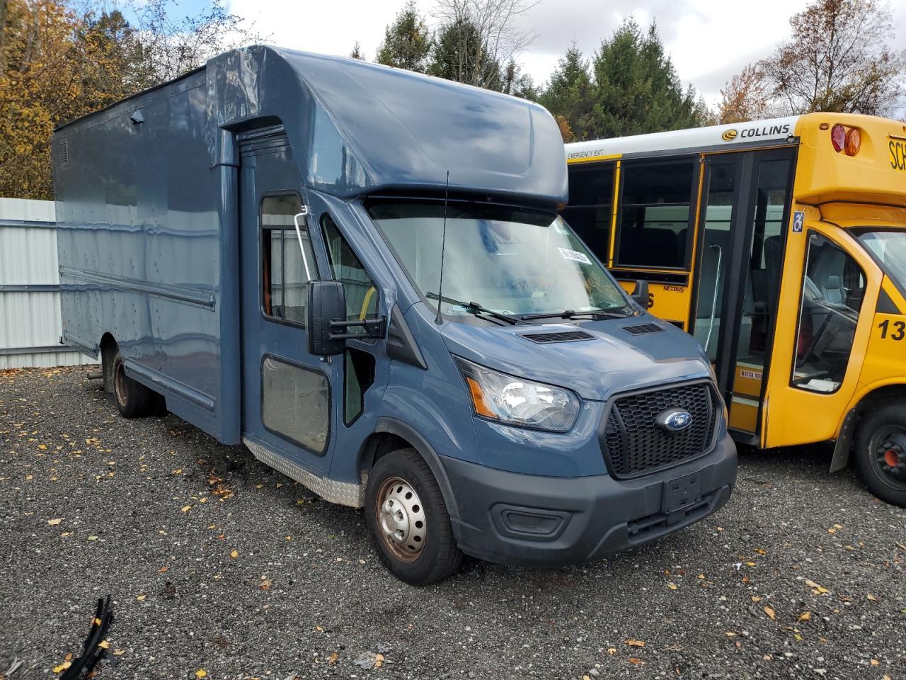 2021 Ford Transit Delivery Truck