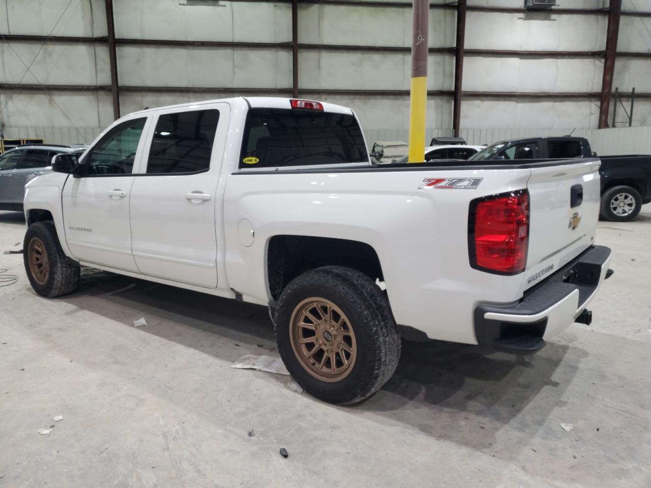 2017 Chevrolet Silverado K1500 Lt - Фото 2