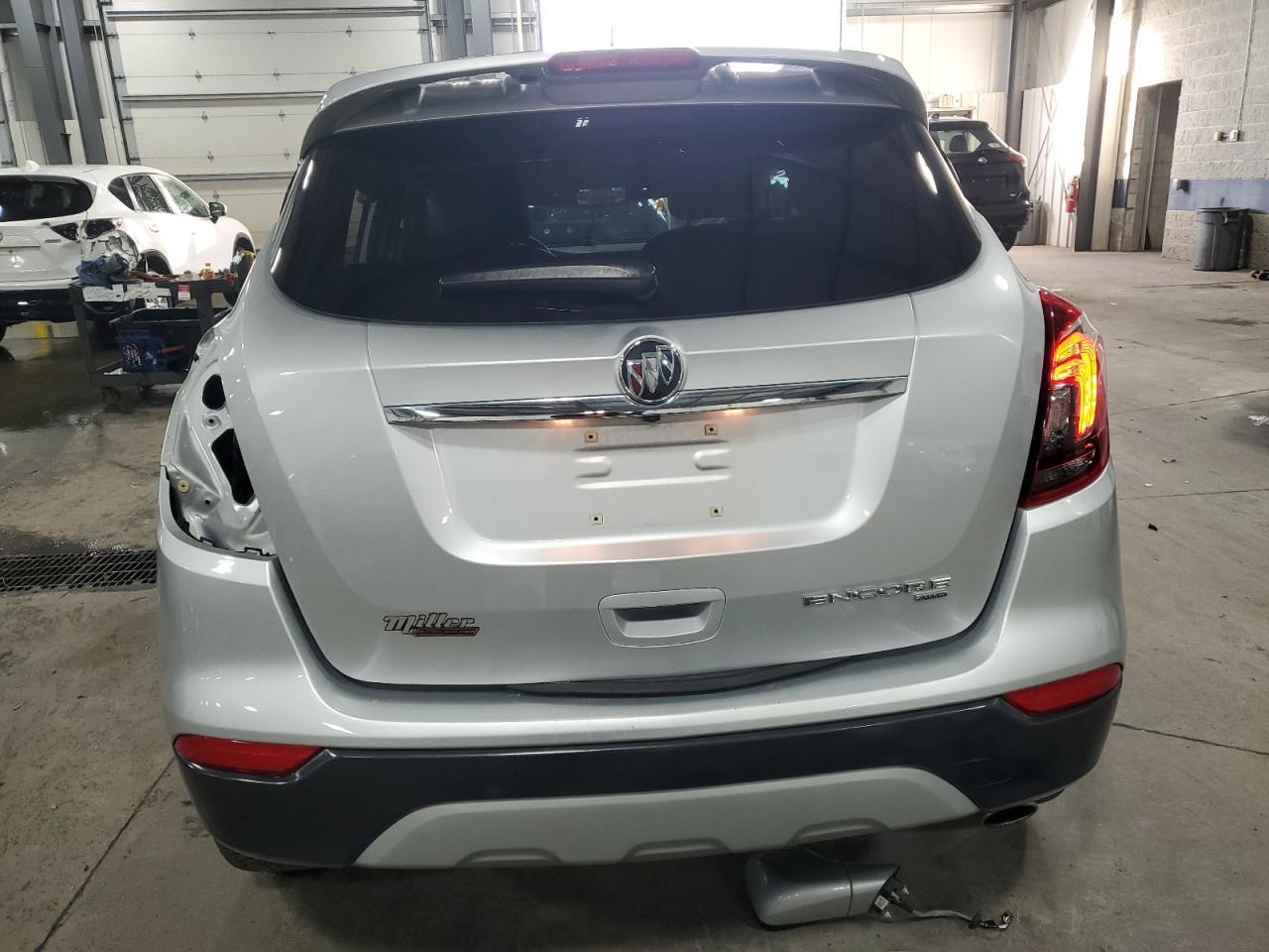 2019 Buick Encore Sport Touring - Фото 6
