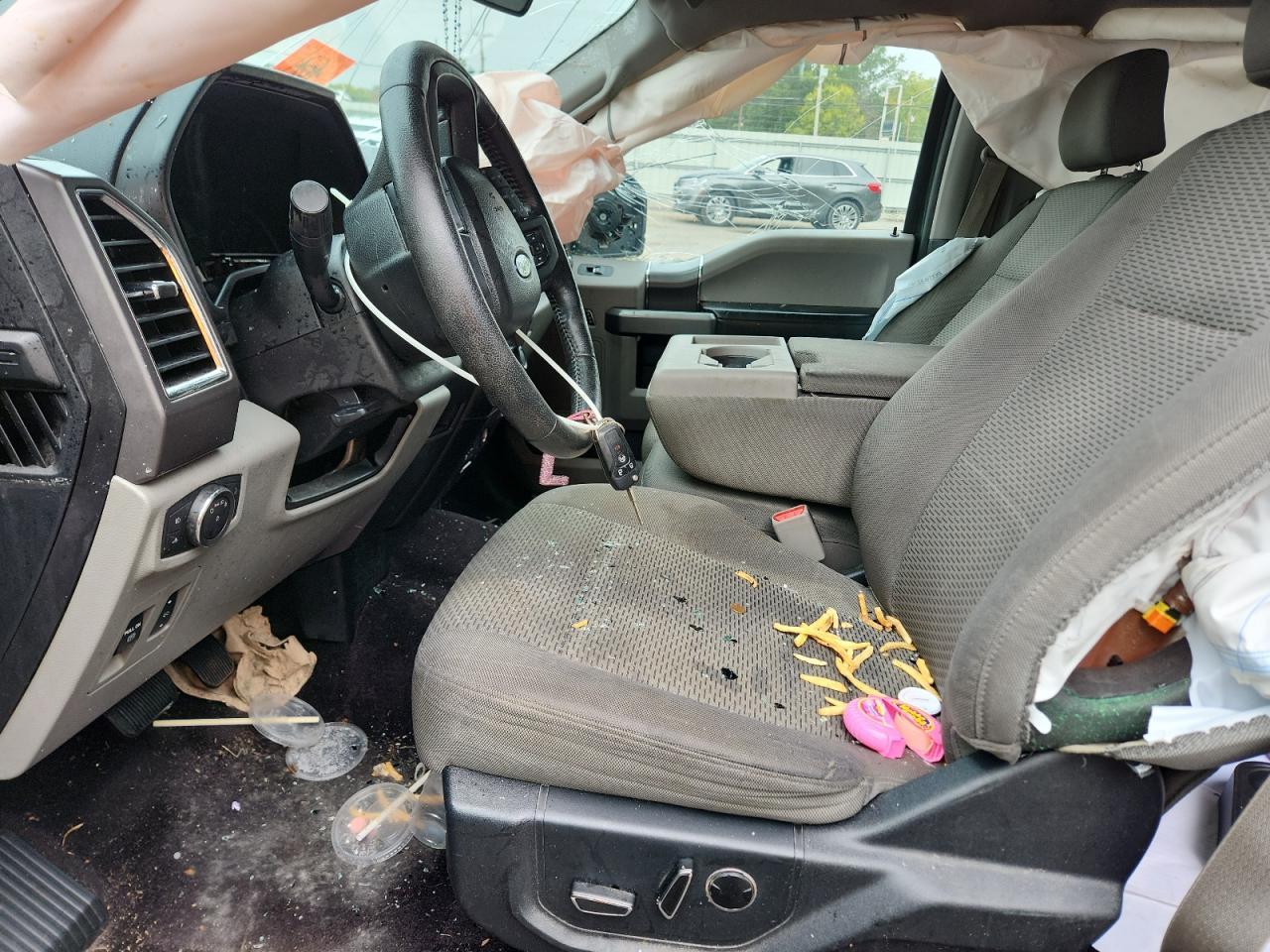 2015 Ford F150 Supercrew - Image 7