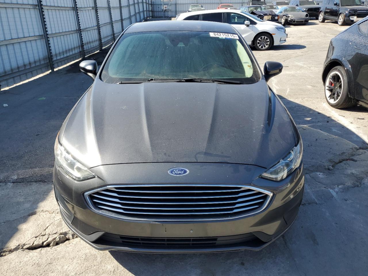 2020 Ford Fusion Se - Image 5