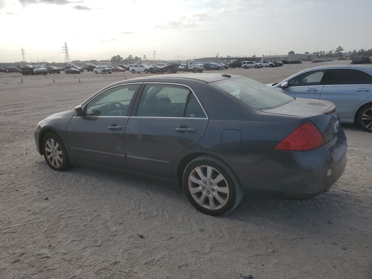 2006 Honda Accord - Фото 2